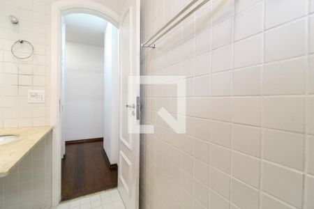 Apartamento à venda com 167m², 4 quartos e 2 vagas Apartamento à venda com 167m², 4 quartos e 2 vagasBanheiro