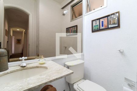Apartamento à venda com 167m², 4 quartos e 2 vagas Apartamento à venda com 167m², 4 quartos e 2 vagasLavabo