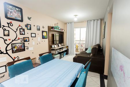 Sala de apartamento à venda com 2 quartos, 66m² em Jardim Guairaca, São Paulo