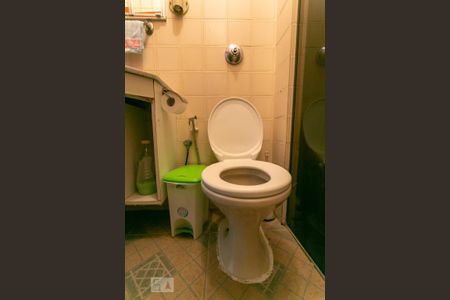 Apartamento à venda com 110m², 3 quartos e 1 vaga Apartamento à venda com 110m², 3 quartos e 1 vagaBanheiro