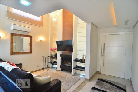Sala de casa de condomínio à venda com 4 quartos, 330m² em Igara, Canoas