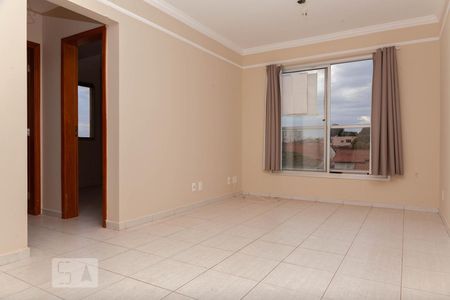 Sala de apartamento para alugar com 2 quartos, 52m² em Presidente Roosevelt, Uberlândia