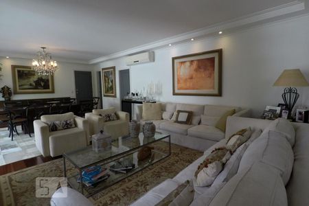 Sala de apartamento à venda com 2 quartos, 129m² em Real Parque, São Paulo