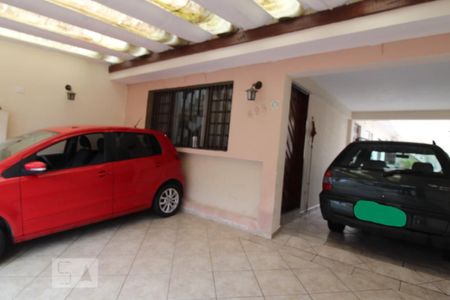 Casa à venda com 177m², 3 quartos e 8 vagas Casa à venda com 177m², 3 quartos e 8 vagasGaragem