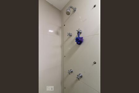 Casa à venda com 127m², 3 quartos e 2 vagas Casa à venda com 127m², 3 quartos e 2 vagasBanheiro da Suíte