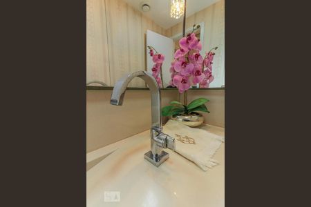 Casa à venda com 127m², 3 quartos e 2 vagas Casa à venda com 127m², 3 quartos e 2 vagasDetalhe Lavabo