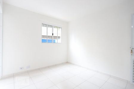 Sala de apartamento para alugar com 1 quarto, 45m² em Santa Teresinha, São Paulo