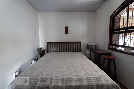 Suíte de casa à venda com 3 quartos, 300m² em Vila Graciosa, São Paulo