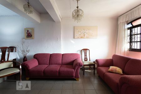 Sala de casa à venda com 3 quartos, 300m² em Vila Graciosa, São Paulo