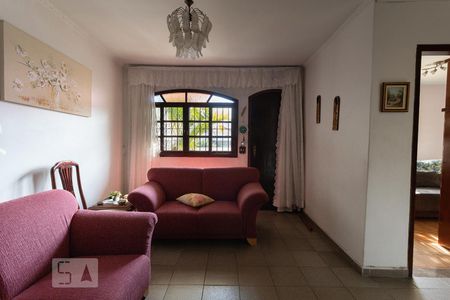 Sala de casa à venda com 3 quartos, 300m² em Vila Graciosa, São Paulo