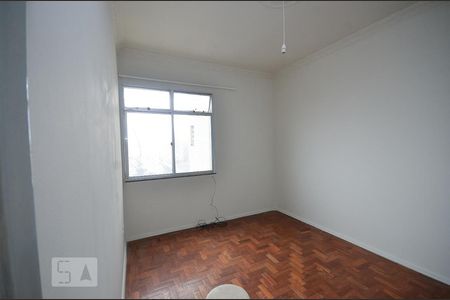 Sala de apartamento para alugar com 1 quarto, 43m² em Centro, Niterói