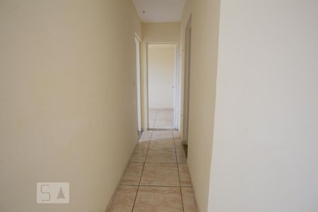 Corredor de apartamento para alugar com 2 quartos, 60m² em Cidade Líder, São Paulo