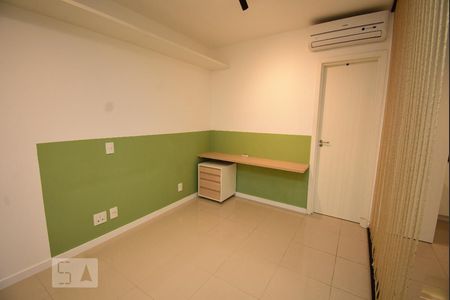 Quarto de kitnet/studio para alugar com 1 quarto, 27m² em Zona Industrial (guará), Brasília