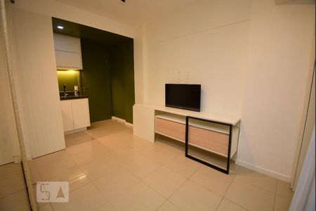 Sala de kitnet/studio para alugar com 1 quarto, 27m² em Zona Industrial (guará), Brasília