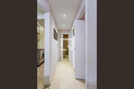 Corredor de apartamento à venda com 2 quartos, 55m² em Vila Pires, Santo André