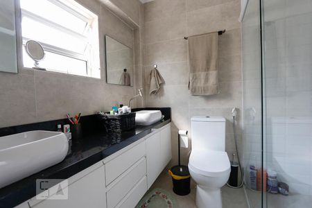 Banheiro da suite de apartamento à venda com 2 quartos, 85m² em Vila Madalena, São Paulo