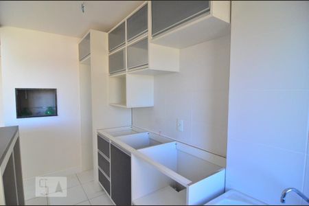 Cozinha de apartamento à venda com 2 quartos, 60m² em Marechal Rondon, Canoas