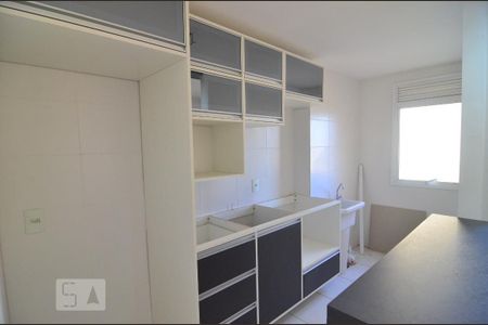 Cozinha de apartamento à venda com 2 quartos, 60m² em Marechal Rondon, Canoas