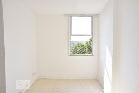 Sala  de apartamento para alugar com 2 quartos, 48m² em Freguesia (jacarepaguá), Rio de Janeiro