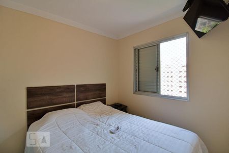 Quarto 1 de apartamento para alugar com 2 quartos, 51m² em Jardim Ampliação, São Paulo