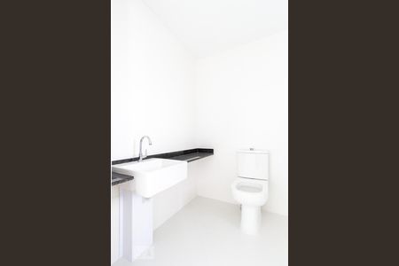 Banheiro de apartamento à venda com 1 quarto, 25m² em Mirandópolis, São Paulo