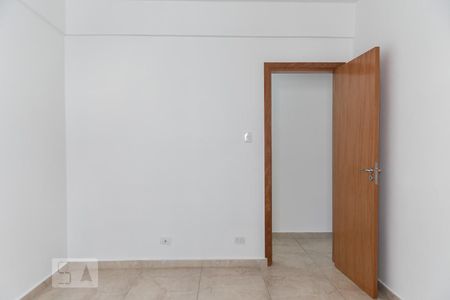 Quarto de apartamento para alugar com 3 quartos, 120m² em Gonzaga, Santos