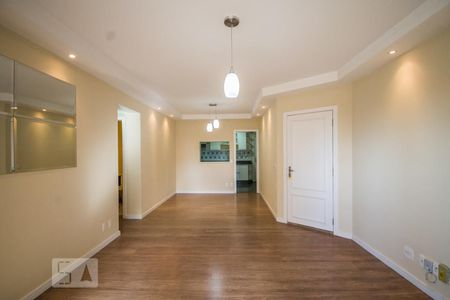 Sala de apartamento à venda com 3 quartos, 140m² em Parque das Flores, Campinas