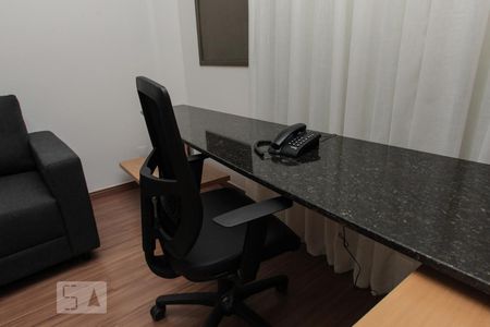 Sala/Quarto de kitnet/studio à venda com 1 quarto, 32m² em Lourdes, Belo Horizonte