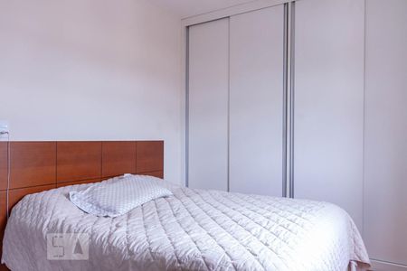 Suíte de apartamento para alugar com 3 quartos, 74m² em Jardim América, Belo Horizonte