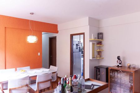 Sala de apartamento para alugar com 3 quartos, 74m² em Jardim América, Belo Horizonte