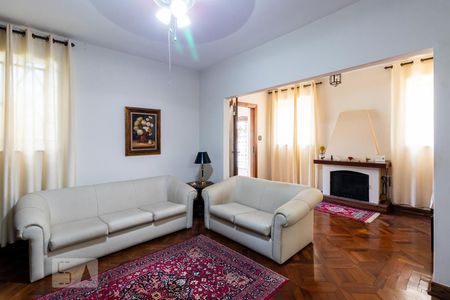 Sala de casa à venda com 4 quartos, 300m² em Moema, São Paulo