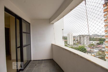 Varanda de apartamento para alugar com 3 quartos, 70m² em Jacarepaguá, Rio de Janeiro