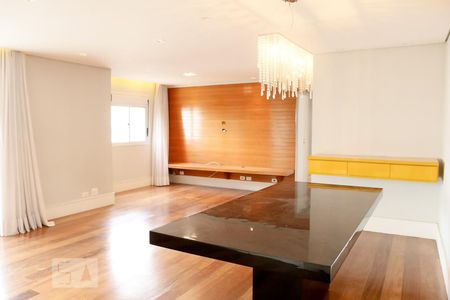 Sala de apartamento à venda com 3 quartos, 120m² em Vila Sofia, São Paulo