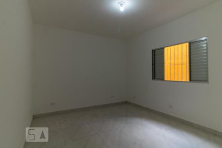 Quarto de casa para alugar com 1 quarto, 44m² em Vila Pindorama, Barueri