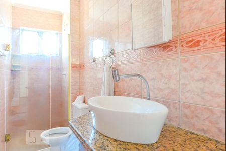 Apartamento à venda com 70m², 3 quartos e 1 vaga Apartamento à venda com 70m², 3 quartos e 1 vagaBanheiro