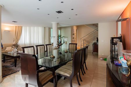 Sala 2 de casa à venda com 5 quartos, 800m² em Mangabeiras, Belo Horizonte