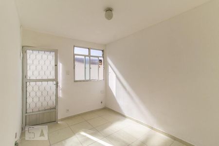 Sala de casa de condomínio para alugar com 1 quarto, 50m² em Abolição, Rio de Janeiro