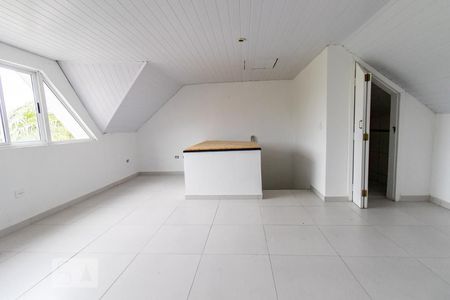 Casa de condomínio para alugar com 170m², 2 quartos e 3 vagas Casa de condomínio para alugar com 170m², 2 quartos e 3 vagasSótão