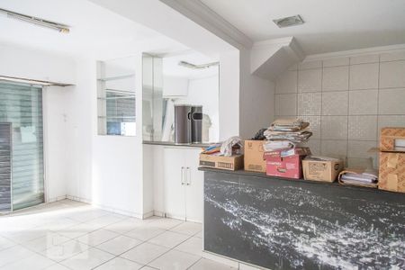 Casa à venda com 330m², 6 quartos e sem vaga Casa à venda com 330m², 6 quartos e sem vagaCasa 2
