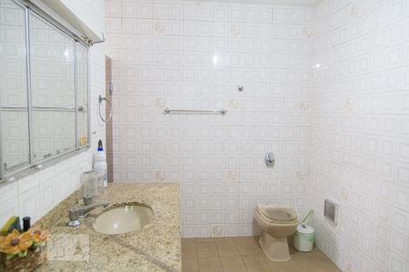 Casa à venda com 330m², 6 quartos e sem vaga Casa à venda com 330m², 6 quartos e sem vagaBanheiro 1