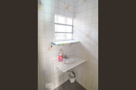 Casa à venda com 330m², 6 quartos e sem vaga Casa à venda com 330m², 6 quartos e sem vagaBanheiro de Serviço