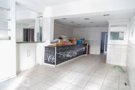 Casa à venda com 330m², 6 quartos e sem vaga Casa à venda com 330m², 6 quartos e sem vagaCasa 2