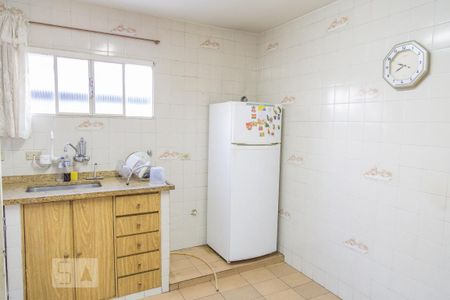 Casa à venda com 330m², 6 quartos e sem vaga Casa à venda com 330m², 6 quartos e sem vagaCozinha