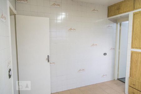 Casa à venda com 330m², 6 quartos e sem vaga Casa à venda com 330m², 6 quartos e sem vagaCozinha