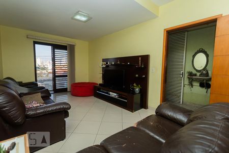 Sala de Estar de casa à venda com 4 quartos, 210m² em Vila Anglo Brasileira, São Paulo