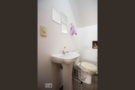 Lavabo de casa à venda com 3 quartos, 182m² em Super Quadra Morumbi, São Paulo