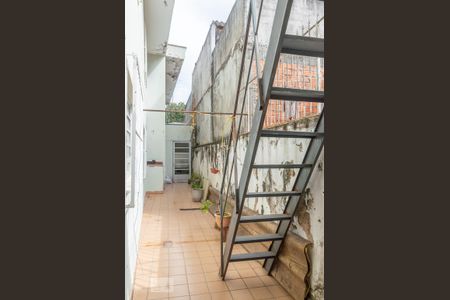 Casa à venda com 276m², 3 quartos e 3 vagas Casa à venda com 276m², 3 quartos e 3 vagasQuintal