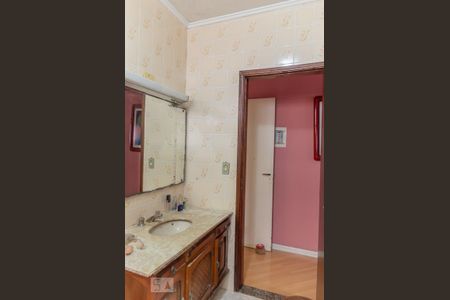 Casa à venda com 276m², 3 quartos e 3 vagas Casa à venda com 276m², 3 quartos e 3 vagasBanheiro da Suíte