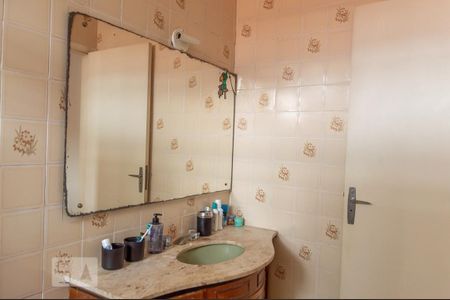 Casa à venda com 276m², 3 quartos e 3 vagas Casa à venda com 276m², 3 quartos e 3 vagasBanheiro da Suíte 3