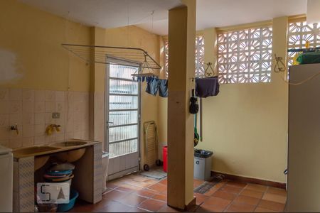 Casa à venda com 276m², 3 quartos e 3 vagas Casa à venda com 276m², 3 quartos e 3 vagasÁrea de Serviço